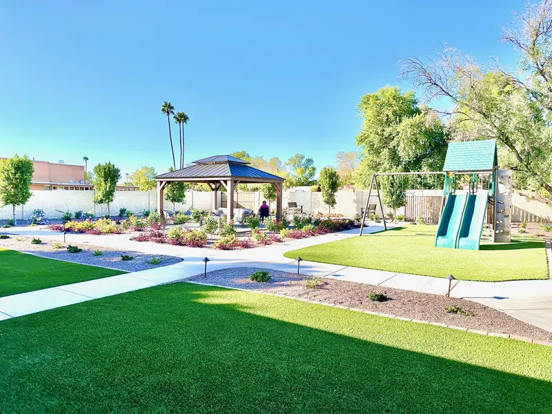 Lawn and play set