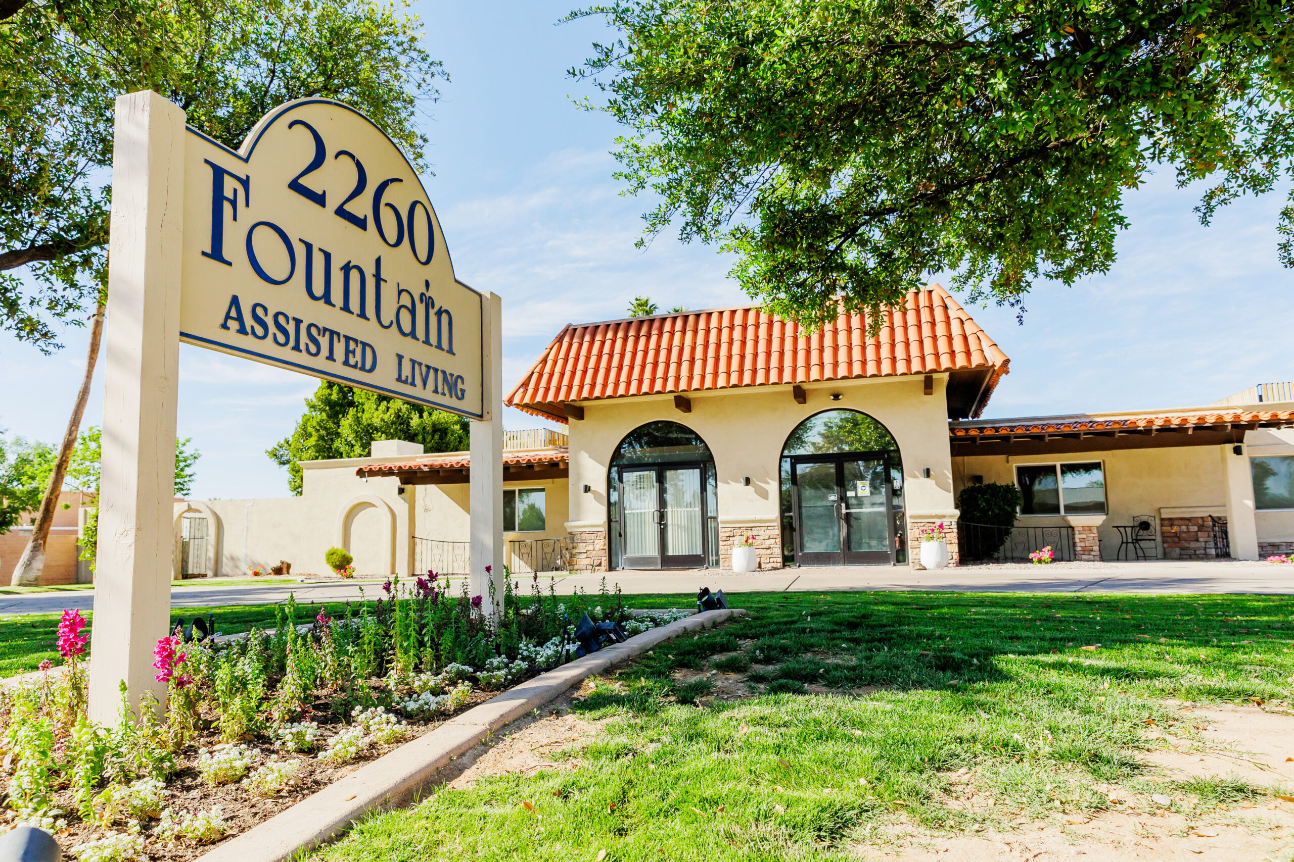 fountain assisted living mesa arizona beautiful backyard